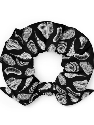 Meaty Black Scrunchie