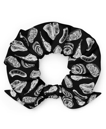 Meaty Black Scrunchie